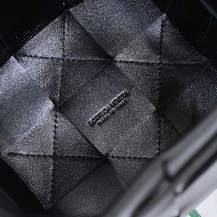  Handbags Bottega Veneta 6612 size:19 cm