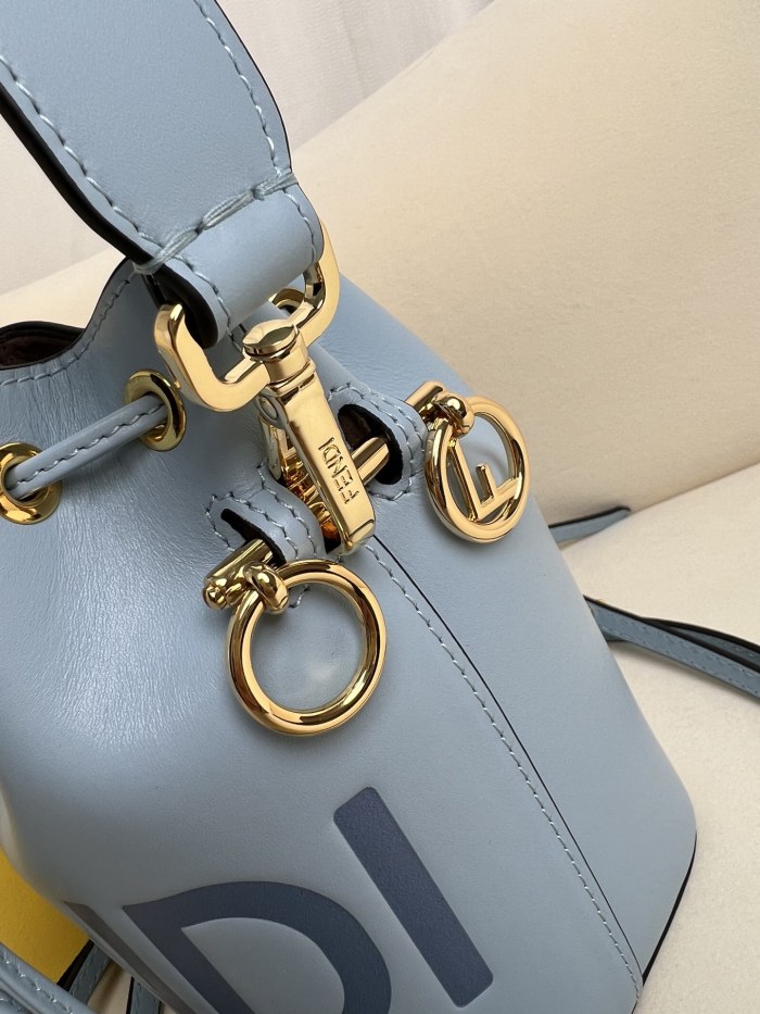 handbags FENDI 226 size:12*18*10cm