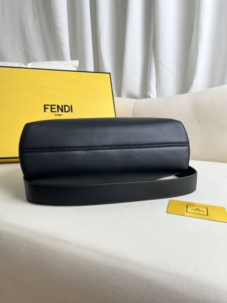 handbags FENDI 209 size:32.5*15*23.5cm