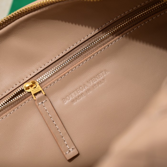  Handbags Bottega Veneta Arco 6698# size:40*48*16 cm