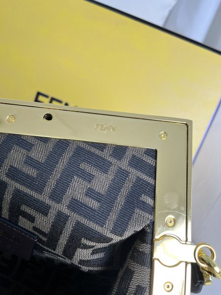 handbags FENDI 209 size:32.5*15*23.5cm