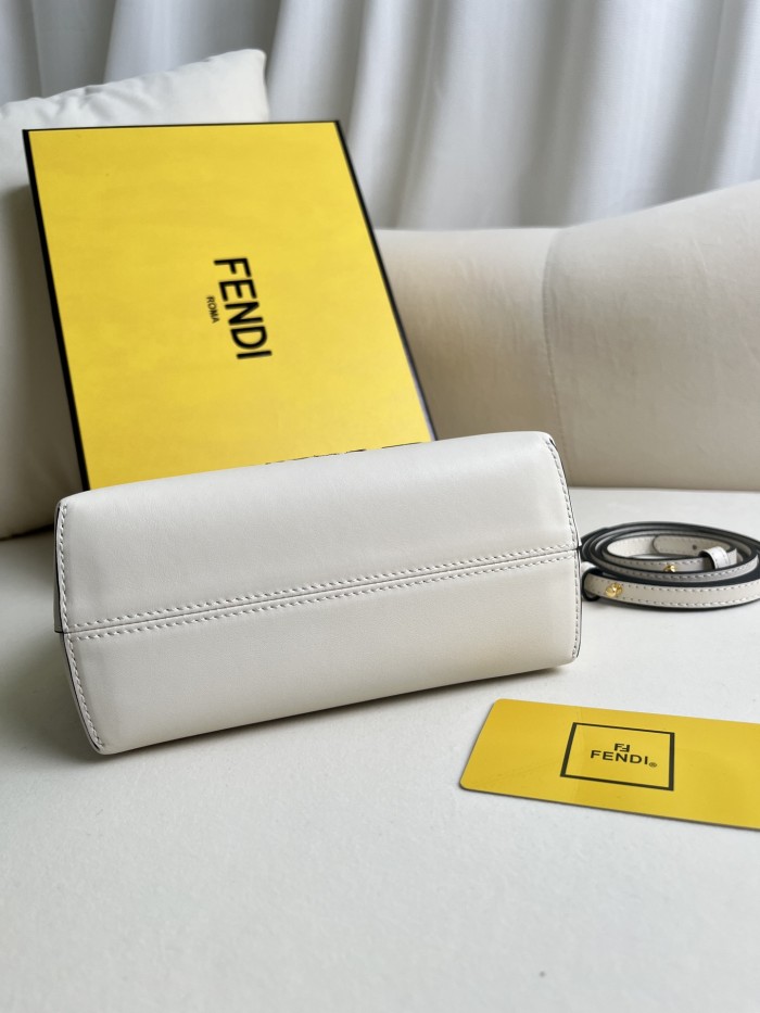 handbags FENDI 8BS067 size:20.5*12*9cm