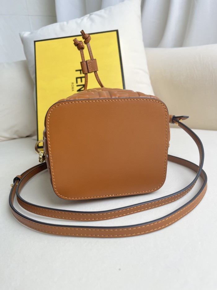 handbags FENDI 226 size:12*18*10cm