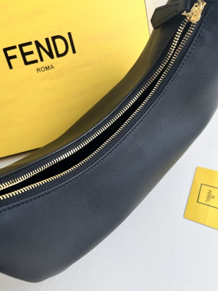handbags FENDI 1praphy size：29*24.5*10cm