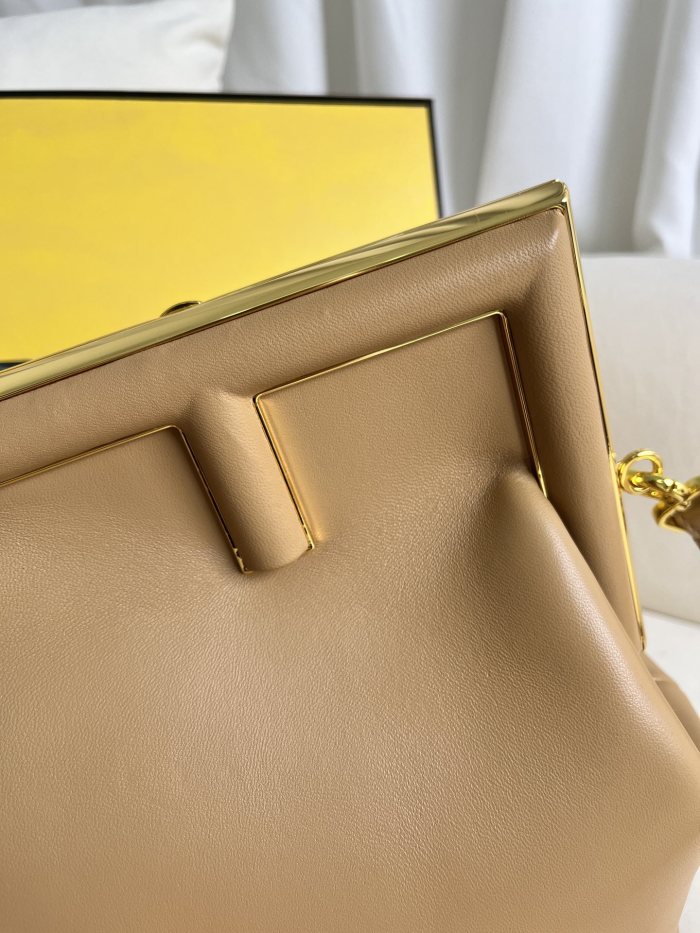 handbags FENDI 209 size:32.5*15*23.5cm