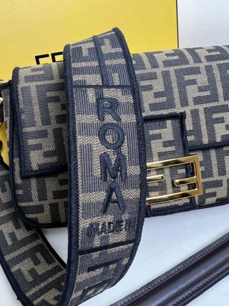 handbags FENDI 103 size:15*27*6cm