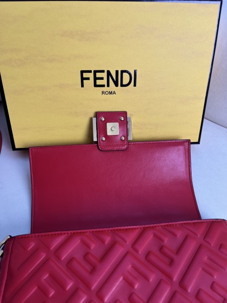 handbags FENDI 211 size:27*15*6cm