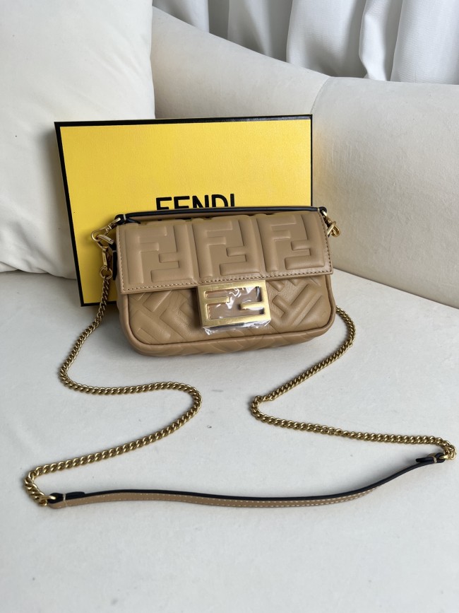 handbags FENDI 212 size:19*11.5*4cm