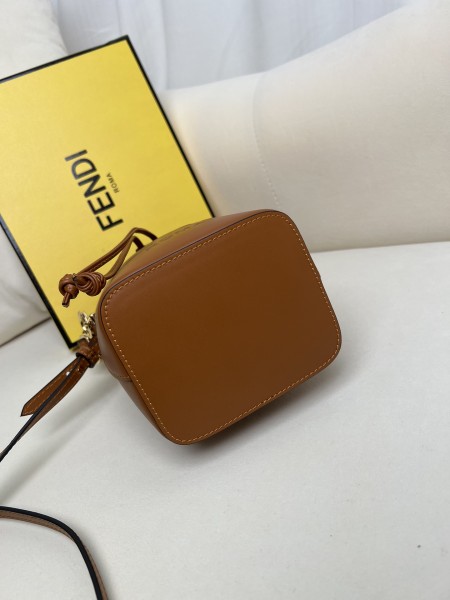 handbags FENDI 226 size:12*18*10cm