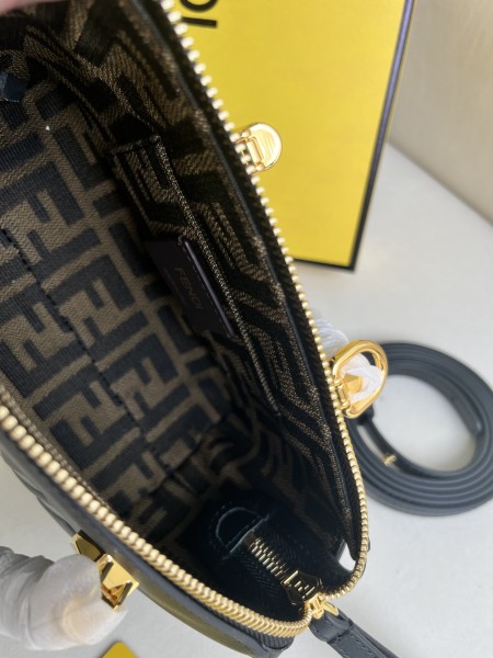 handbags FENDI 8BS067 size:20.5*12*9cm