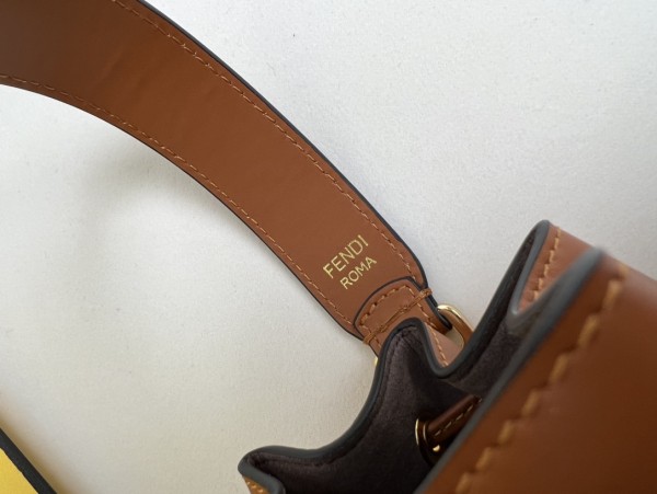 handbags FENDI 226 size:12*18*10cm