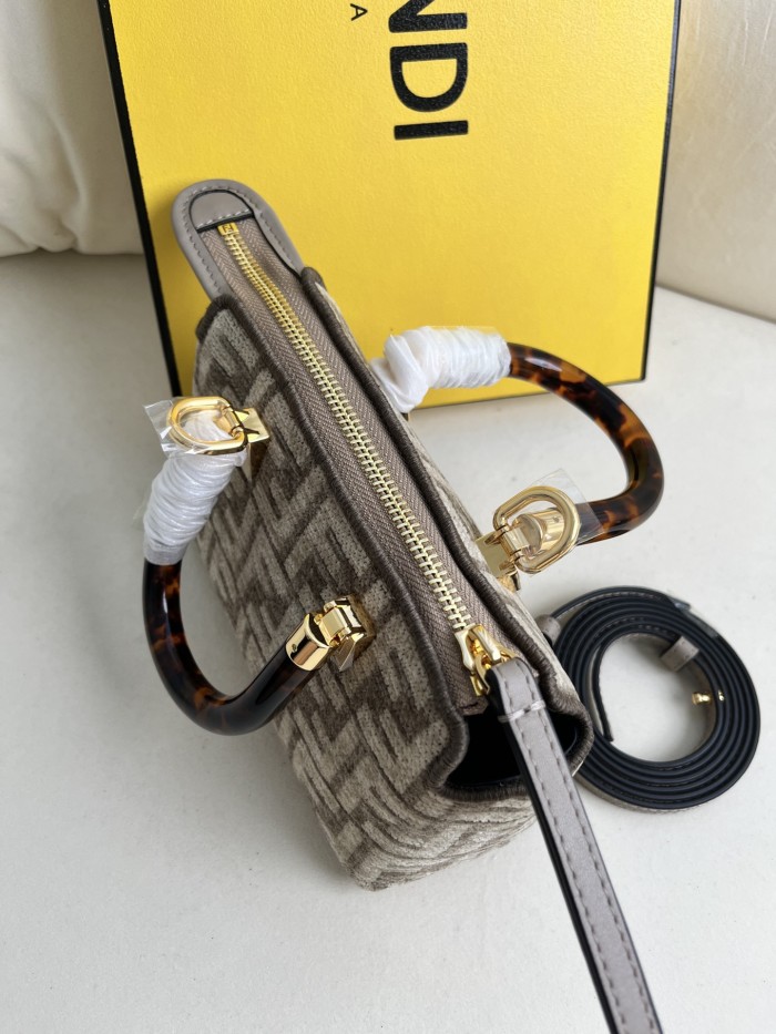 handbags FENDI 228 size:20.5*12*9cm