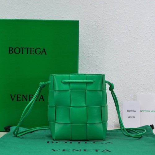  Handbags Bottega Veneta 6612 size:19 cm