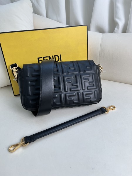 handbags FENDI 211 size:27*15*6cm