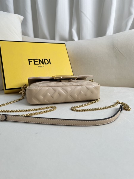 handbags FENDI 212 size:19*11.5*4cm