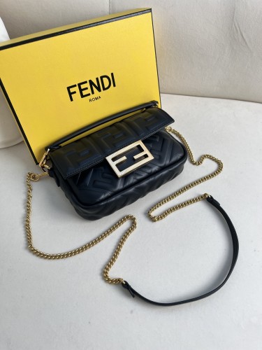 handbags FENDI 212 size:19*11.5*4cm