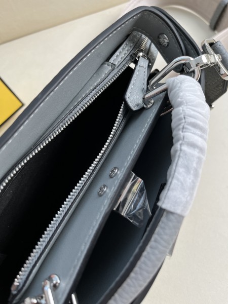 handbags FENDI 8066 size:21cm