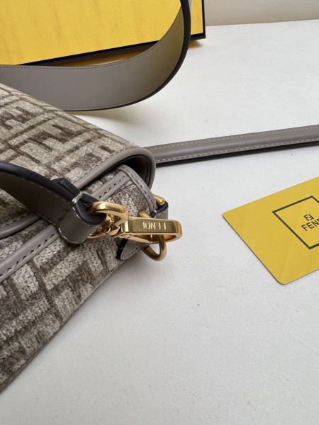 handbags FENDI 8BR600 size:27*15*6cm