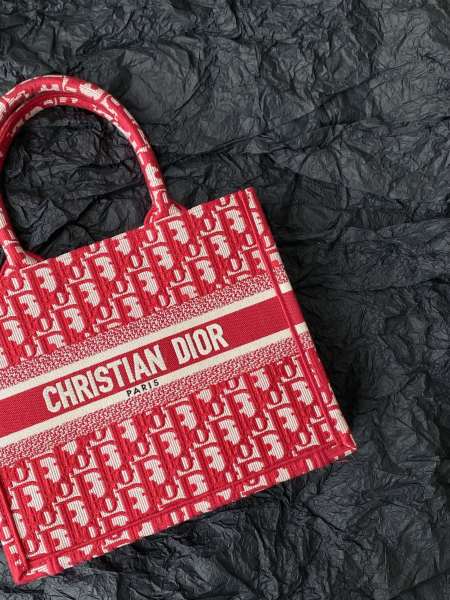  Handbags Dior Book Tote 8001 size:26.5*21*14 cm