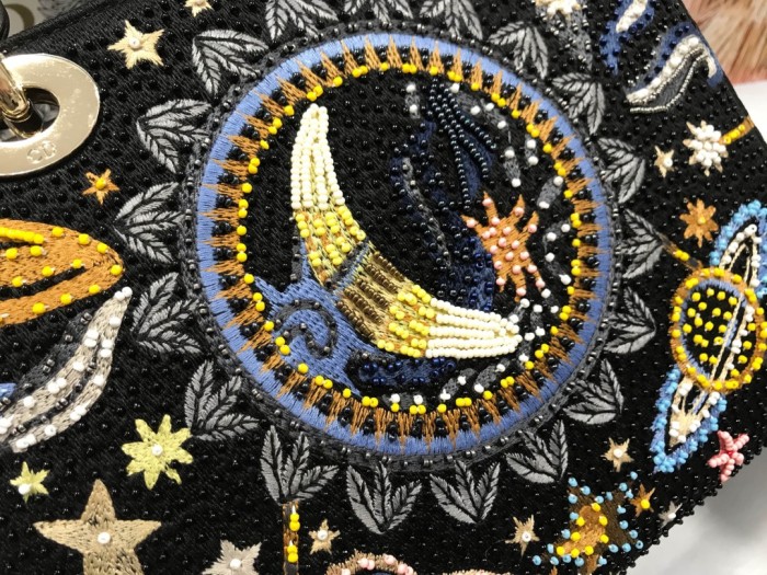  Handbags Lady Dior Mo565 size:24*20*11 cm