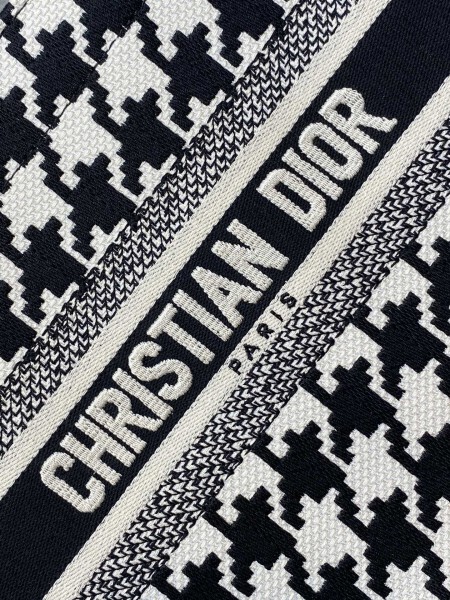  Handbags Dior Book Tote 8001 size:26*8*22 cm