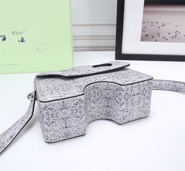 handbags OFF-White 579（6885970）size:22*16*8cm