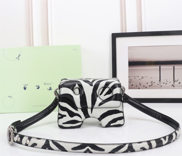 handbags OFF-White 579（6885970）size:22*16*8cm