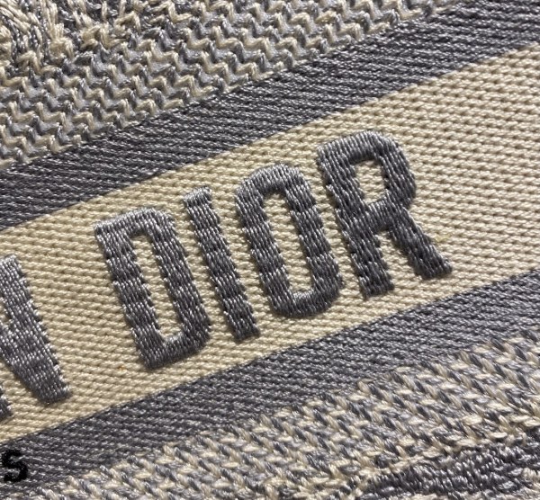  Handbags Dior Book Tote 8001 size:22 cm