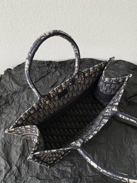  Handbags Dior Book Tote 8001 size:41.5*35*18 cm