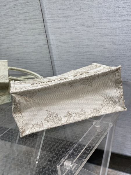  Handbags Dior Book Tote 8001 size:36*18*28 cm
