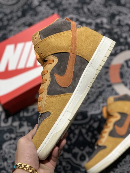 Nike Dunk High PRM Dark Russet