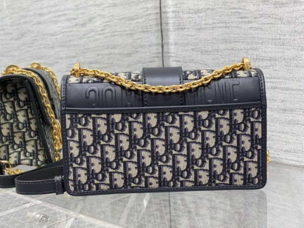  Handbags 𝐃!𝐨𝐫 𝐌𝐨𝐧𝐭𝐚𝐢𝐠𝐧𝐞 9208 size：25x16.5x8