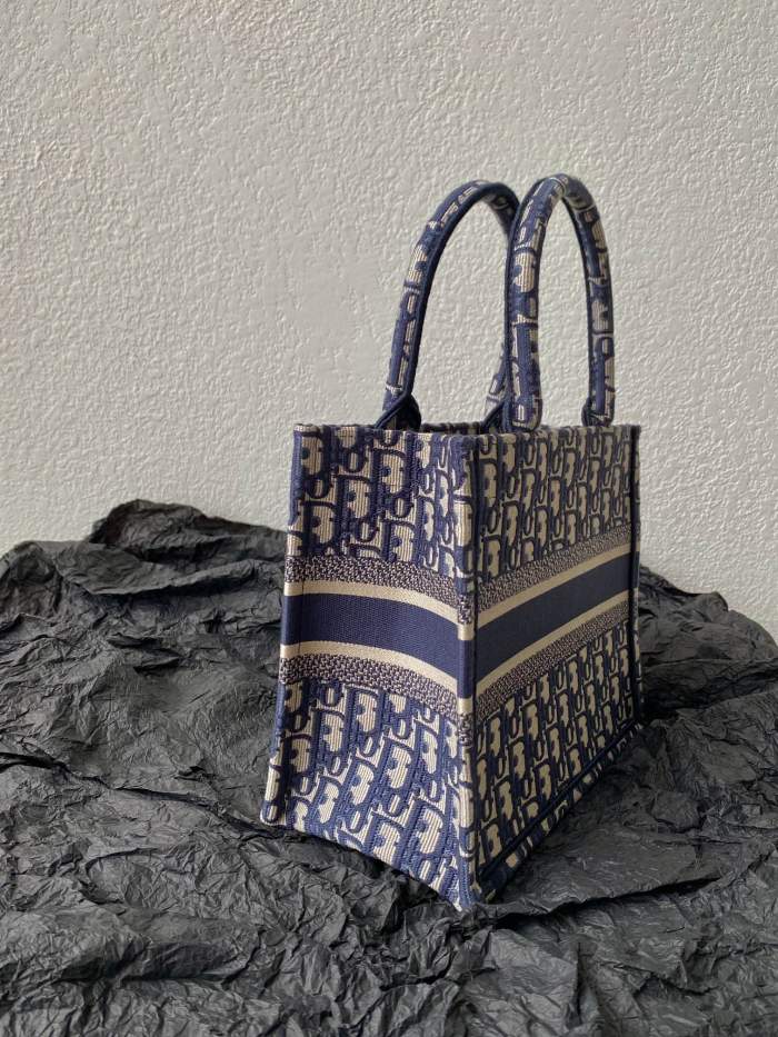  Handbags Dior Book Tote 8001 size:26.5*21*14 cm
