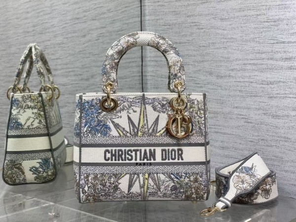  Handbags Lady Dior 6605 size：24*20*11 cm