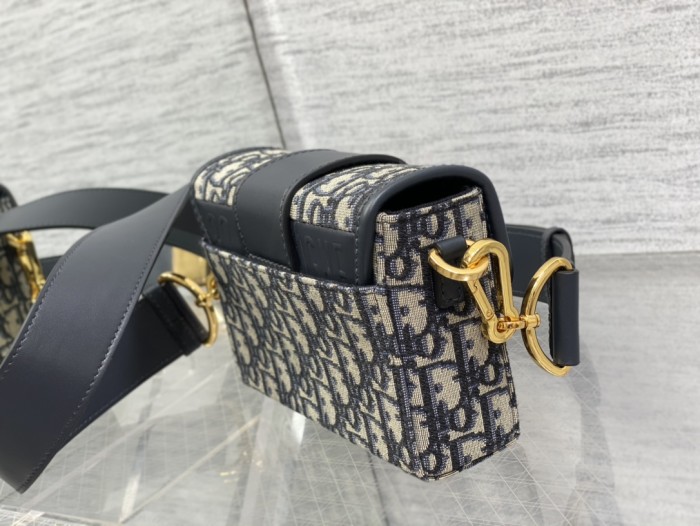  Handbags 𝐃!𝐨𝐫 𝐌𝐨𝐧𝐭𝐚𝐢𝐠𝐧𝐞 9208 size：17.5*115*5 cm