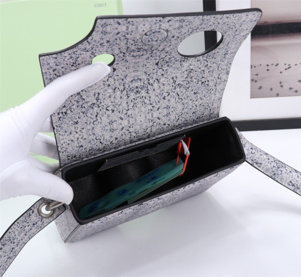 handbags OFF-White 579（6885970）size:22*16*8cm