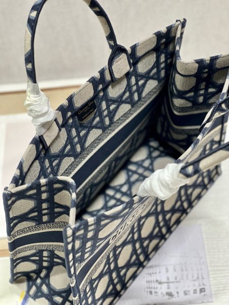  Handbags  Dior book tote 1286 size:42-35-18.5 cm