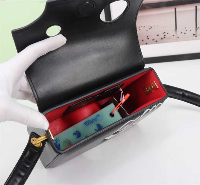 handbags OFF-White 579（6885970）size:22*16*8cm