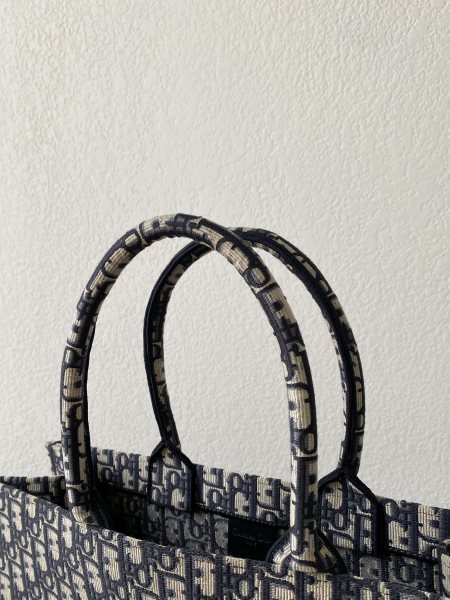  Handbags Dior Book Tote 8001 size:41.5*35*18 cm