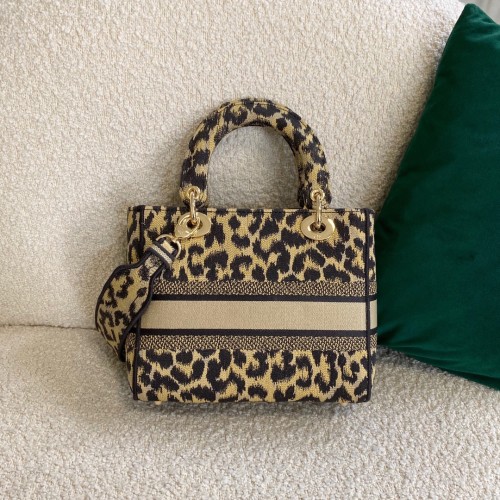  Handbags Lady Dior 6605 size：24*20*11 cm