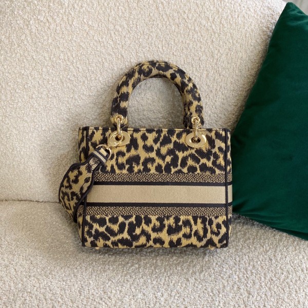  Handbags Lady Dior 6605 size：24*20*11 cm