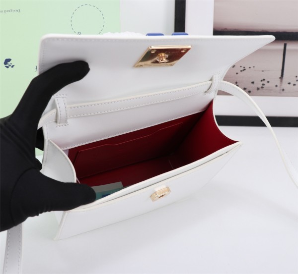 handbags OFF-White 584（6550970）size:22*15*7cm