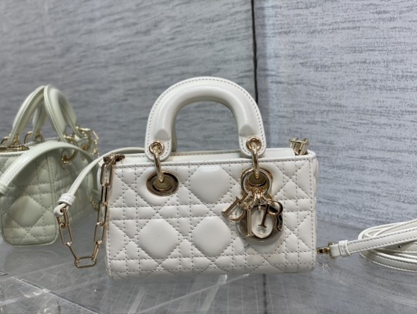  Handbags Dior 9230 size：16*5.5*10 cm