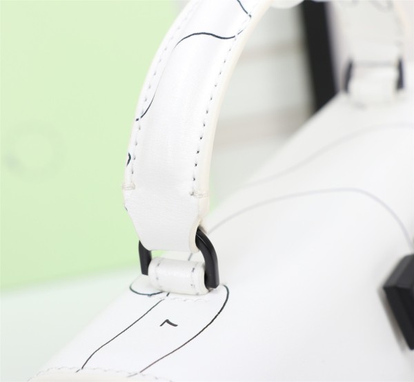 handbags OFF-White 519（5335870）size:22*14*7cm