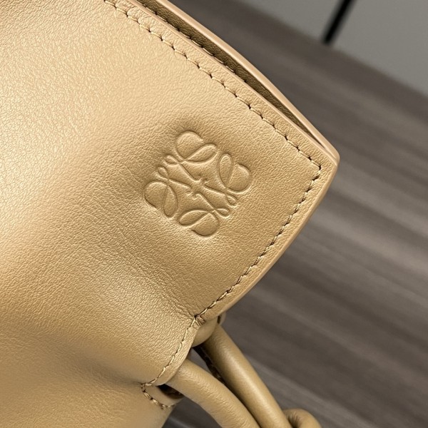  Handbags LOEWE 10856 size:30.5*24.5*10*5 cm