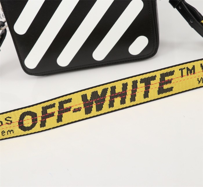 handbags OFF-White 533（4338650）size:18*16*9cm