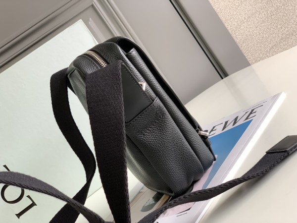  Handbags LOEWE Military Crossbody 11355   size:14*19*8 cm