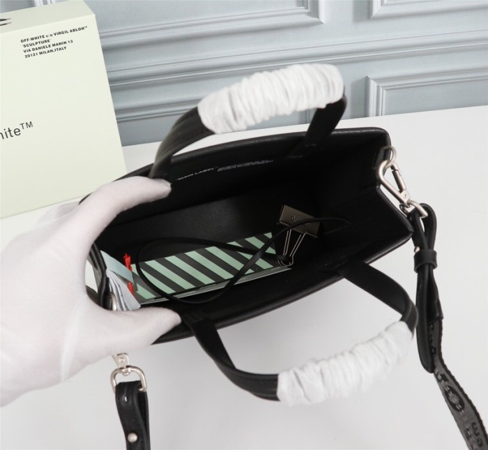 handbags OFF-White 534（5330870）size:22*18*8cm