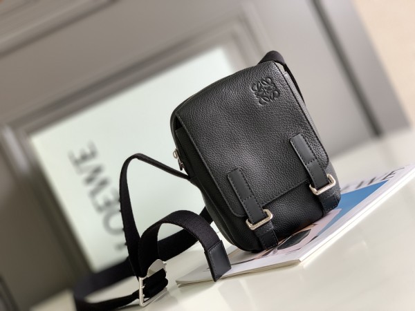  Handbags LOEWE Military Crossbody 11355   size:14*19*8 cm