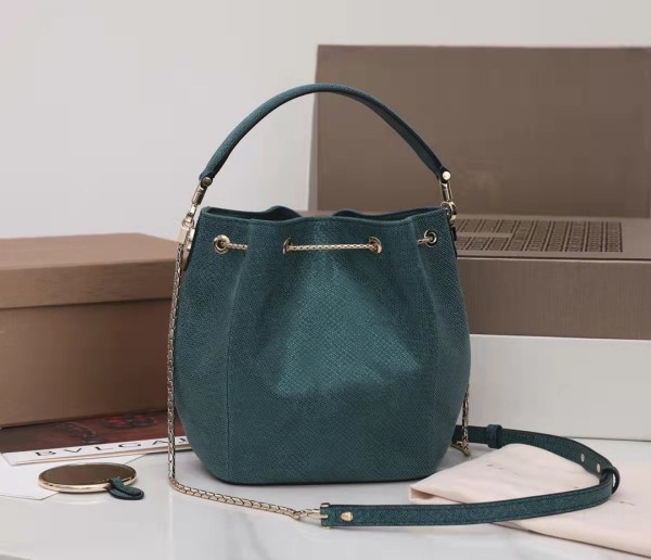  Handbags Bvlgari 28761491050 size:6*19*11 cm